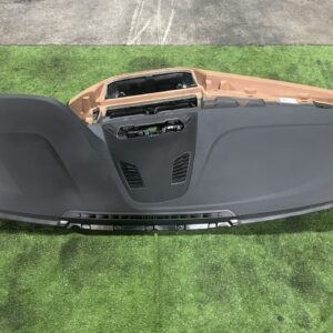ที่วางแก้ว G30 หัก, ภายใน BMW G30, แผงเกียร์ G30, คอนโซลกลาง BMW 520d, ฝาปิดที่วางแก้ว G30, อะไหล่ภายใน G30, ตกแต่งภายใน G30