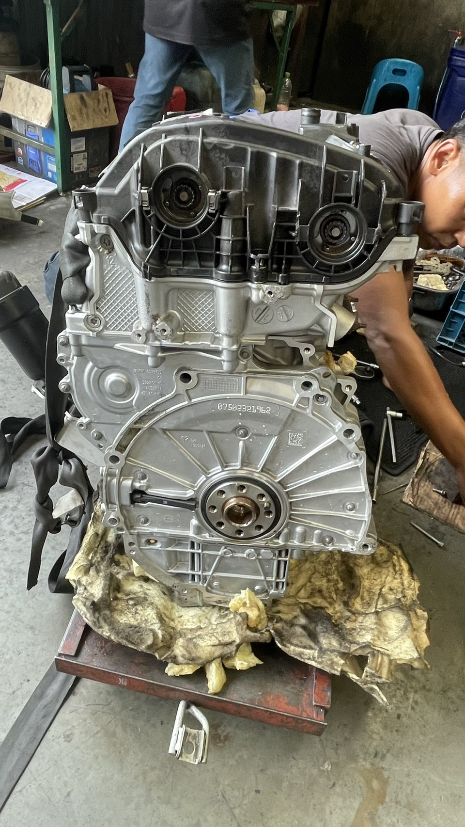 ท่อนตรง BMW F30, ท่อนล่าง B48 F30, เครื่องหลวม F30 เบนซิน, ชาฟท์ละลาย B48, เครื่อง BMW B48 เชียงกง, เสื้อสูบ BMW F30 B48