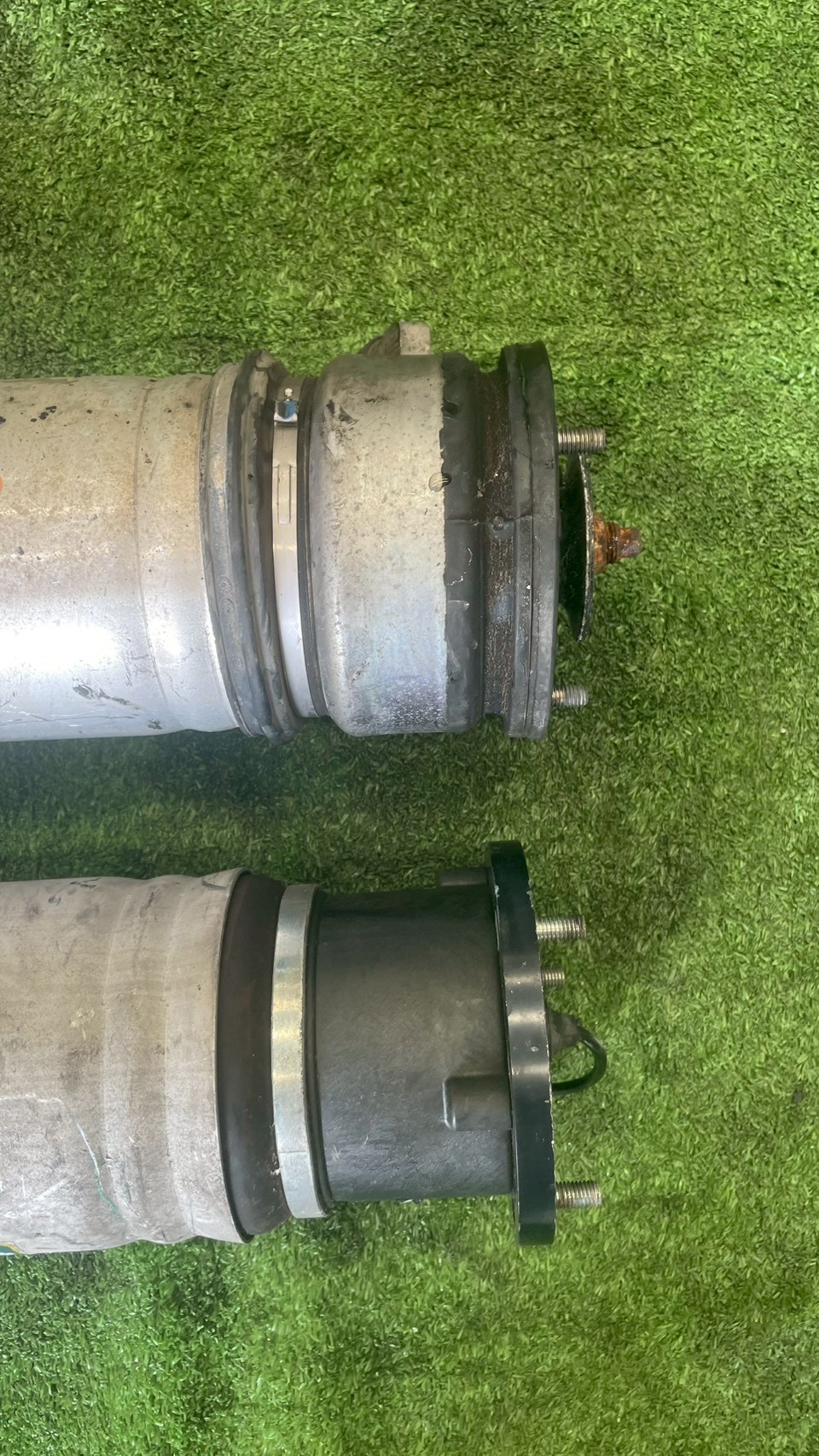 ถุงลมหลัง BMW E66, โช๊คถุงลม BMW 7 Series, ซ่อมถุงลม E66, รถท้ายห้อย BMW E66, ถุงลมรั่ว E66, โช๊คไฟฟ้า E66, อะไหล่ช่วงล่าง E66, ปั๊มลมช่วงล่าง BMW E66