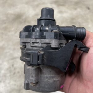 ปั๊มน้ำไฟฟ้า BMW F30, ปั๊มน้ำเสริม BMW F30, ซ่อมความร้อน BMW F30, พัดลม F30 ดังตลอด, เครื่องฮีท F30, อะไหล่ระบบระบายความร้อน F30, ปั๊มน้ำ N20, ปั๊มน้ำ B48